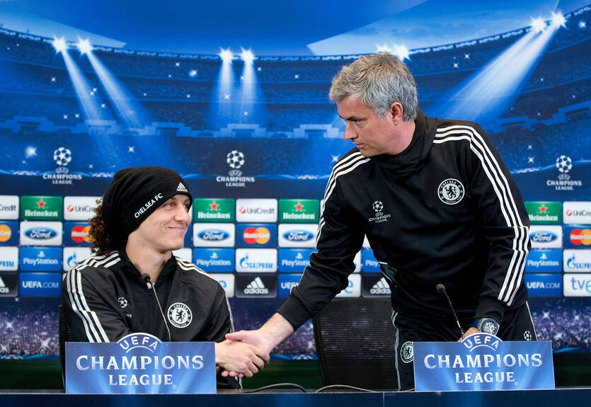 Моуринью хочет позвать Давида Луиса в МЮ – СМИ Моуринью хочет позвать Давида Луиса в МЮ – СМИ