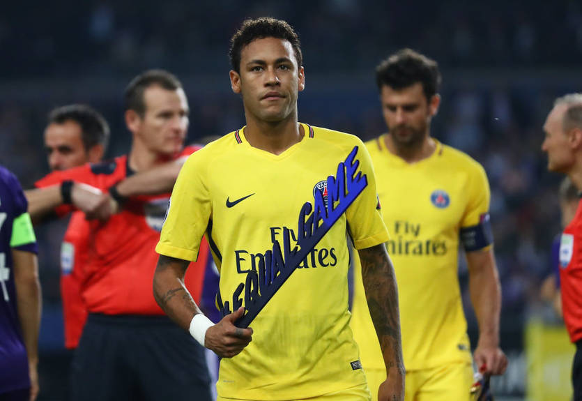 Неймар съехал из своего пятиэтажного особняка в Париже