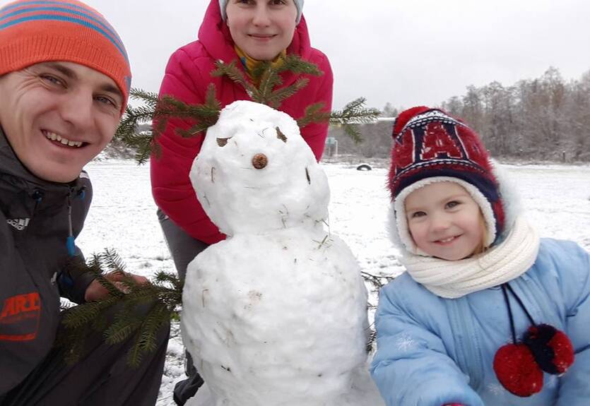 Пидручный привез зиму домой на радость сыну