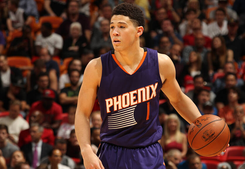 Букер намерен выйти в Финиксом в плей-офф НБА Букер намерен выйти в Финиксом в плей-офф НБА