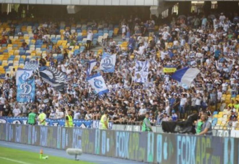 В Киеве с арматурой напали на представителей Партизана и журналистов