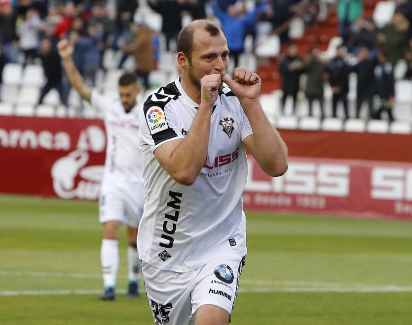 twitter.com/albacetebpsad