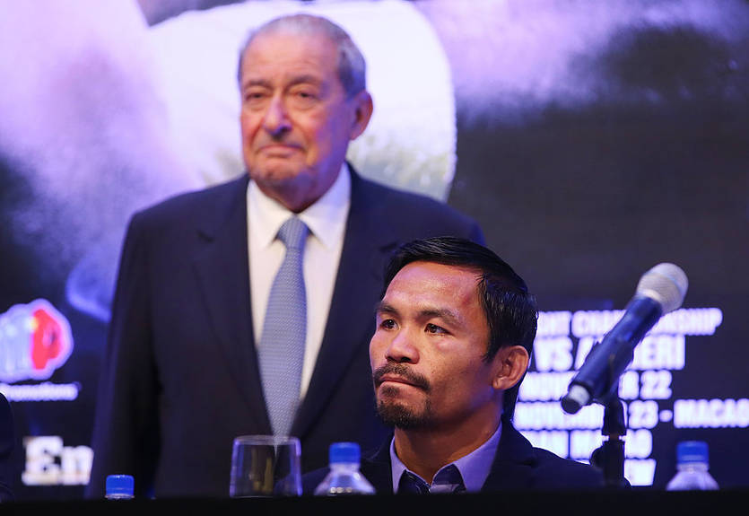 Промоутер опроверг слухи о возможном бое Пакьяо с Макгрегором