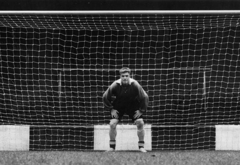 15 минут одиночества: история о самом преданном вратаре