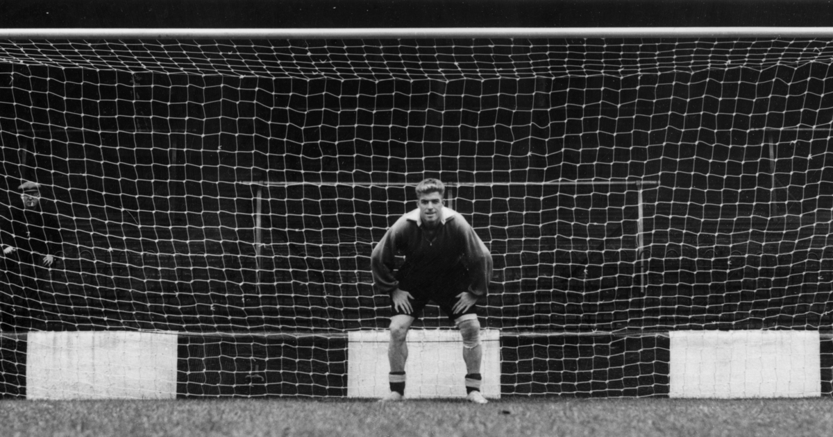 https isport ua football europe 675500 sem bartrem istorija o samom predannom vratare