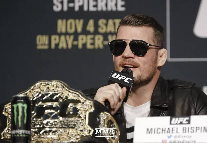 Экс-чемпион UFC подрался с менеджером, отсудившим у него огромную сумму