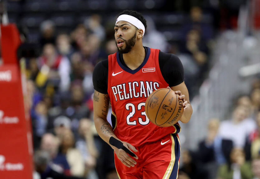 Бостон по-прежнему следит за Дэвисом Бостон по-прежнему следит за Дэвисом