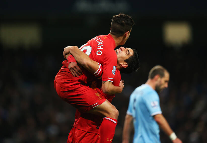 Суарес подарил Коутиньо бутылку водки на Рождество