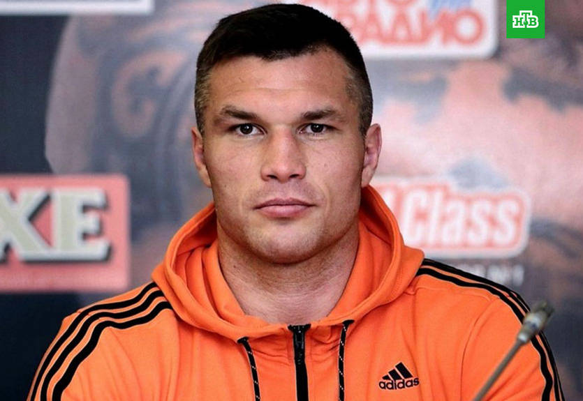 Потенциальный соперник Усика из России завершил карьеру