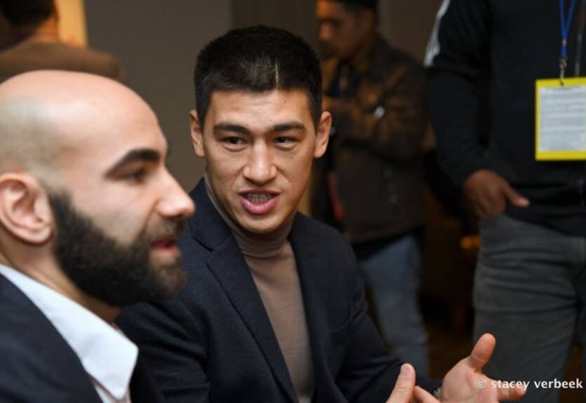 Баррера рассказал, почему они с Биволом еще не подписали контракт на бой