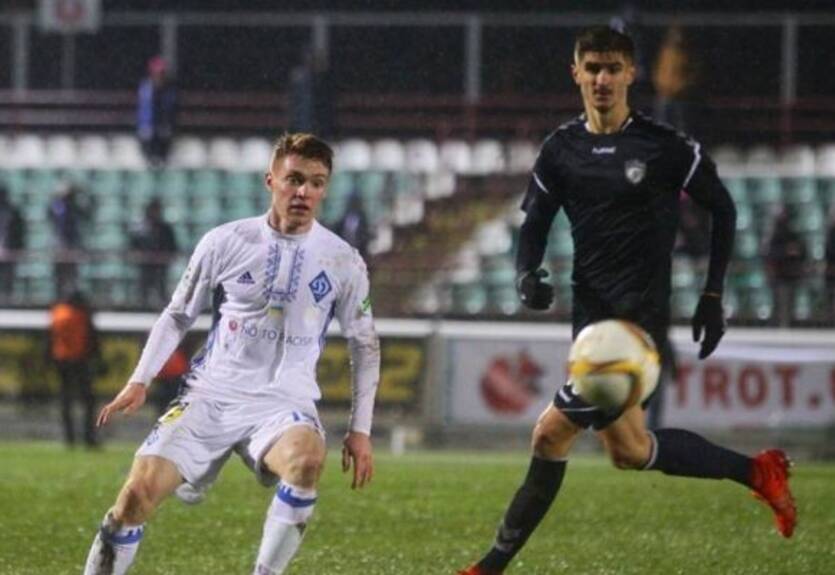 Два украинских футболиста попали в топ-50 лучших молодых игроков Европы