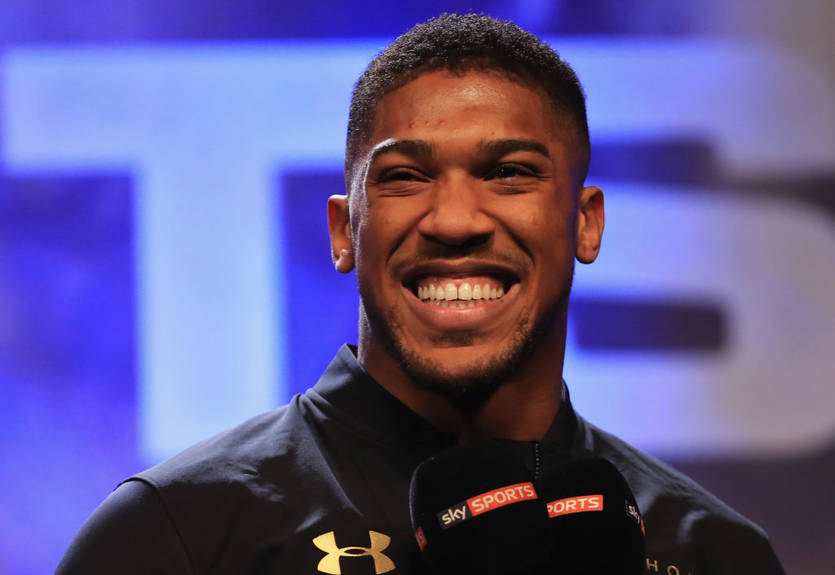 Тренер Паркера: Джошуа является самым переоцененным боксером в мире