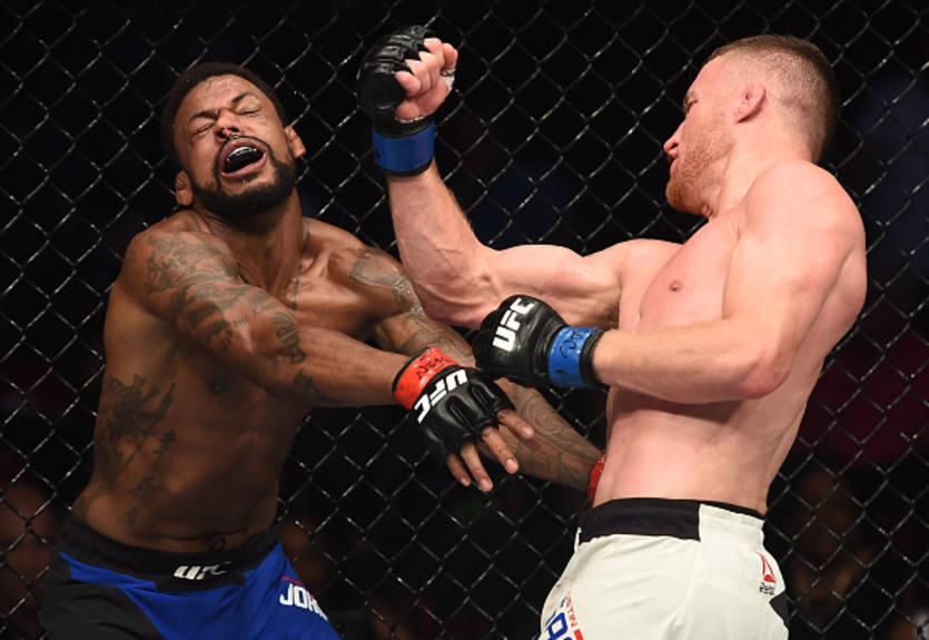 Бой Гэтжи – Джонсон стал лучшим в UFC за 2017 год