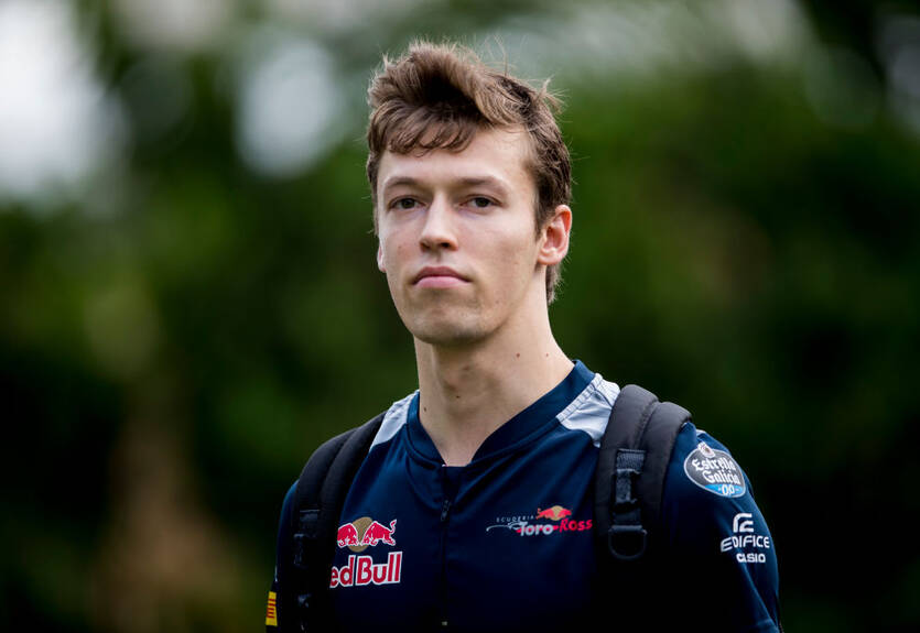 Квят стал пилотом по развитию Феррари