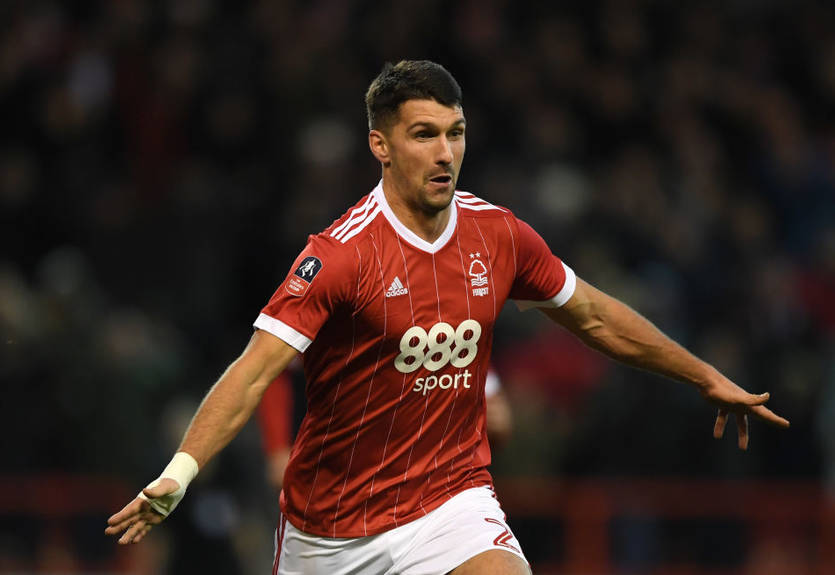 Жена футболиста Ноттингема сжалилась и все-таки купила ему собаку