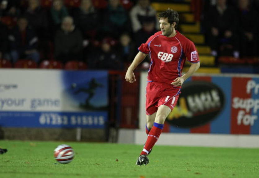 Слишком красив для футбола: экс-игрок Арсенала сделал карьеру модели