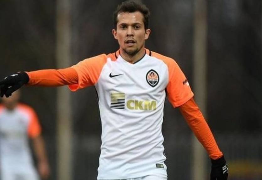 Наполи отказался покупать Бернарда из-за высоких требований футболиста - СМИ Наполи отказался покупать Бернарда из-за высоких требований футболиста - СМИ