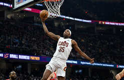 ТОП-10 моментов НБА: роскошный данк Томлина возглавил рейтинг