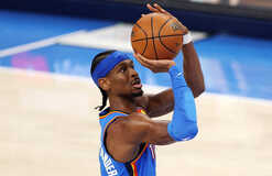 ТОП-10 моментов НБА: блок-шот Гилджеса-Александера против Вембаньямы возглавил рейтинг