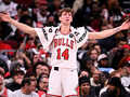 ТОП-10 моментов НБА: эффектный "молот" Бузелиса возглавил рейтинг