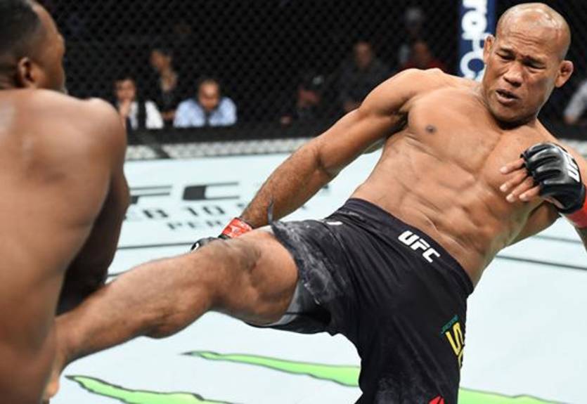 UFC on FOX 27: Соуза нокаутировал Брансона в первом раунде боя UFC on FOX 27: Соуза нокаутировал Брансона в первом раунде боя