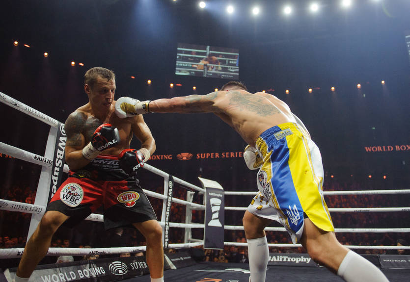 СМИ сравнили поединок Усик – Бриедис с боем Головкин – Альварес