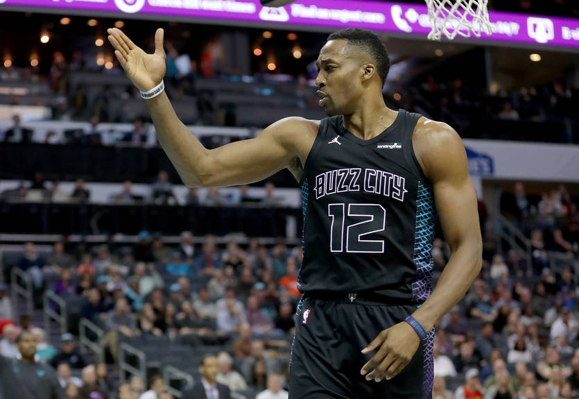 Сокрушительный данк Ховарда и невероятное попадание Рэндла – среди лучших моментов дня НБА