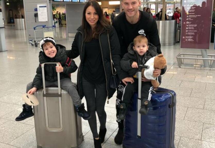 Сын Ярмоленко отправил папку в нокдаун