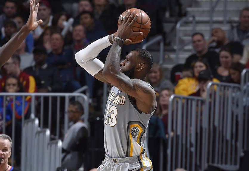 ЛеБрон повторил достижение Джордана и Гарнетта ЛеБрон повторил достижение Джордана и Гарнетта