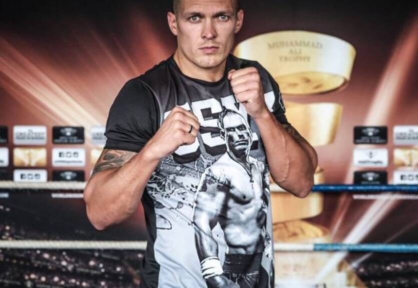 Усик: Я рос на поединках братьев Кличко и думал – нифига себе, вот это крутяк Усик: Я рос на поединках братьев Кличко и думал – нифига себе, вот это крутяк