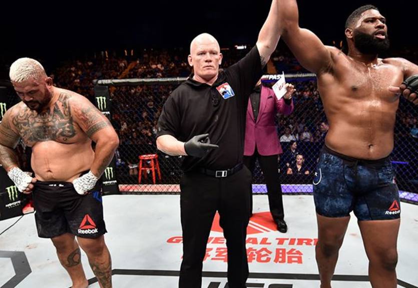 UFC 221: Блэйдс победил Ханта, Сафаров проиграл бойцу из Новой Зеландии