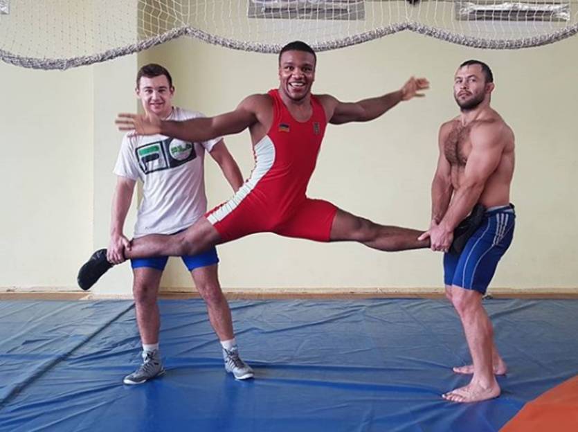 instagram.com/zhanbeleniuk