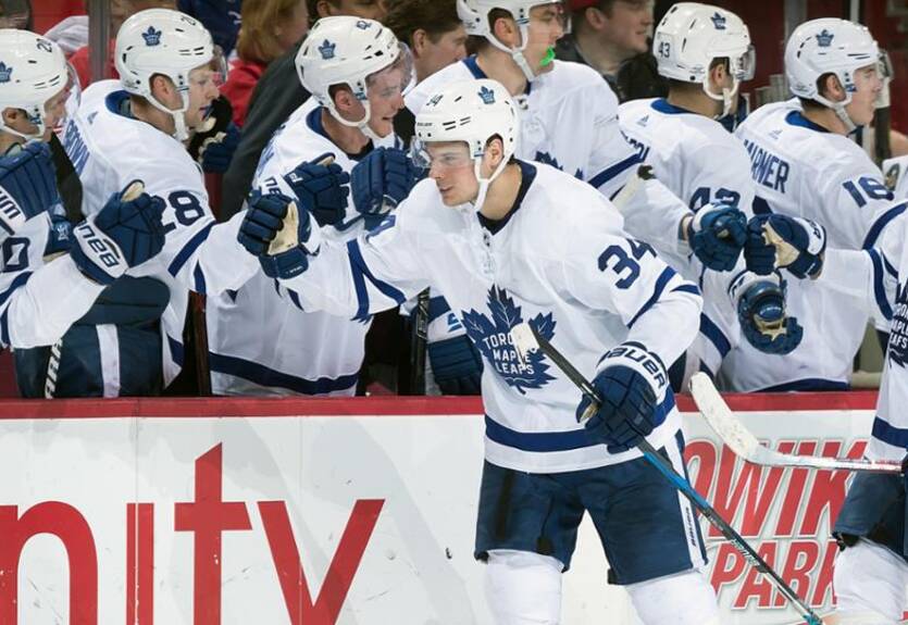 НХЛ: Торонто победил Детройт, Виннипег разгромил Флориду