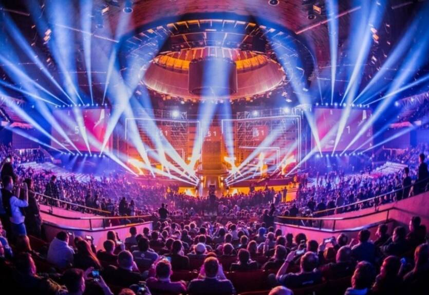 Лучший игрок ESL One Katowice 2018 получит Mercedes-Benz Лучший игрок ESL One Katowice 2018 получит Mercedes-Benz