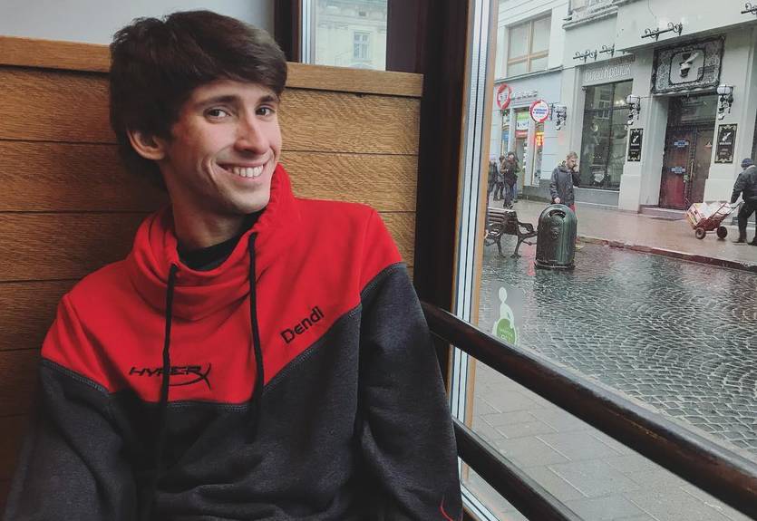 Dendi: Поражения дают пищу для работы