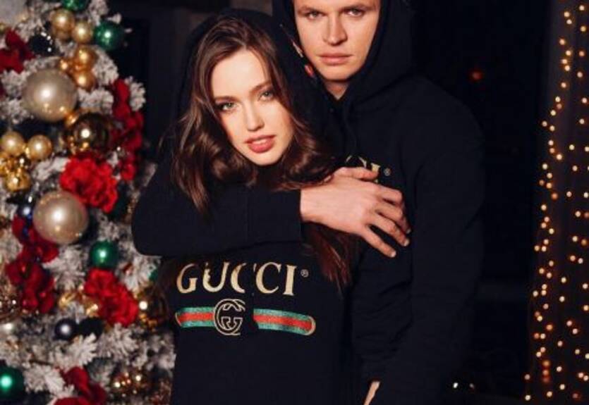 В России бывшая и нынешняя жены звездного футболиста устроили скандал