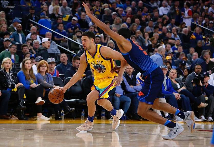 Клэй Томпсон выпустил линию кроссовок, которые посвятил своему бульдогу Клэй Томпсон выпустил линию кроссовок, которые посвятил своему бульдогу