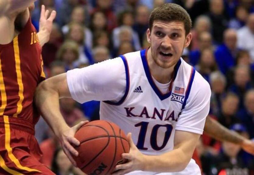 NCAA: Михайлюк и Близнюк помогли своим командам выйти в полуфинал плей-офф NCAA: Михайлюк и Близнюк помогли своим командам выйти в полуфинал плей-офф