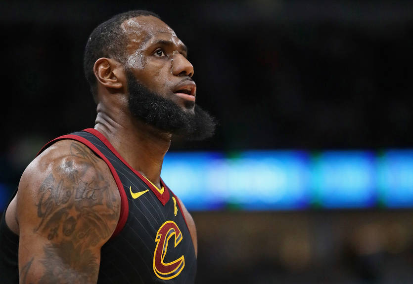 Мощные данки Джеймса и Оладипо – среди лучших моментов дня в НБА