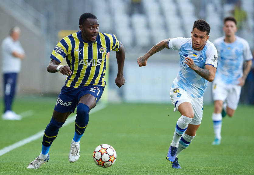 Динамо не нанесло ни одного удара в створ ворот в первом тайме матча с Фенербахче