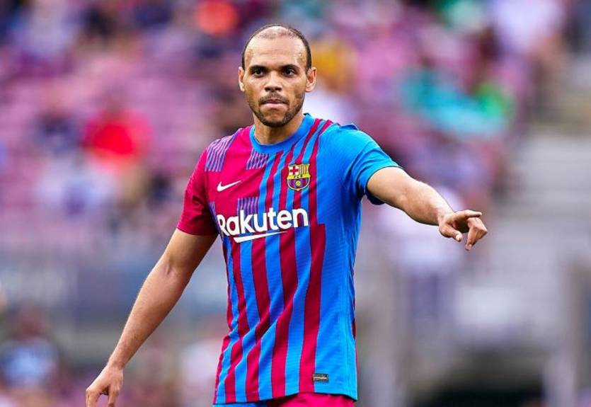 Барселона може розірвати контракт із своїм форвардом