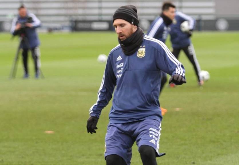 Месси в очередной раз доказал, что он с другой планеты, уделав полкоманды на тренировке