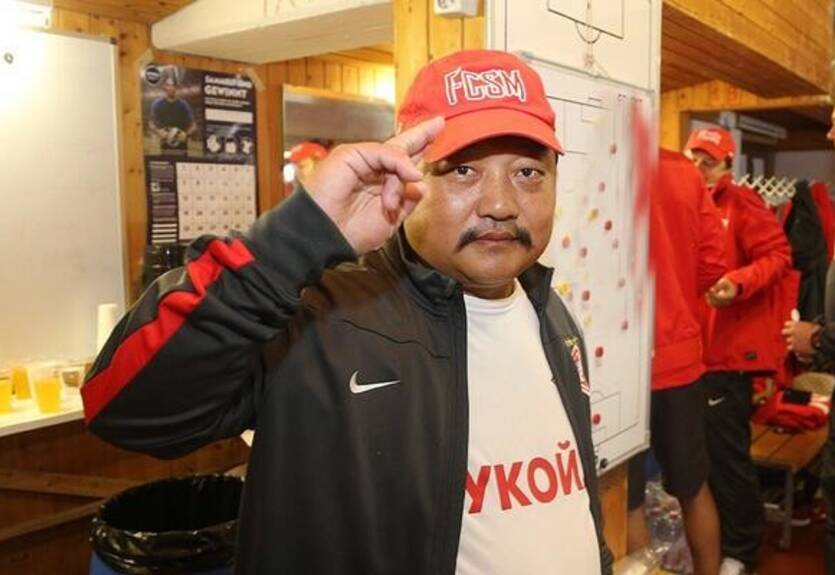 Экс-врач российского клуба сломал ногу школьнику Экс-врач российского клуба сломал ногу школьнику