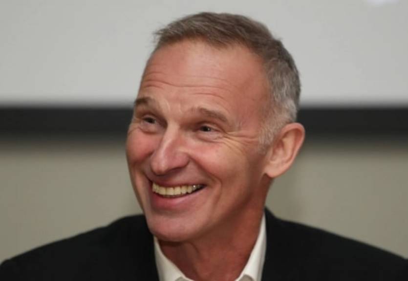 Легендарный чешский хоккеист предложил сажать местных игроков в тюрьму на 15 лет за игру в РФ