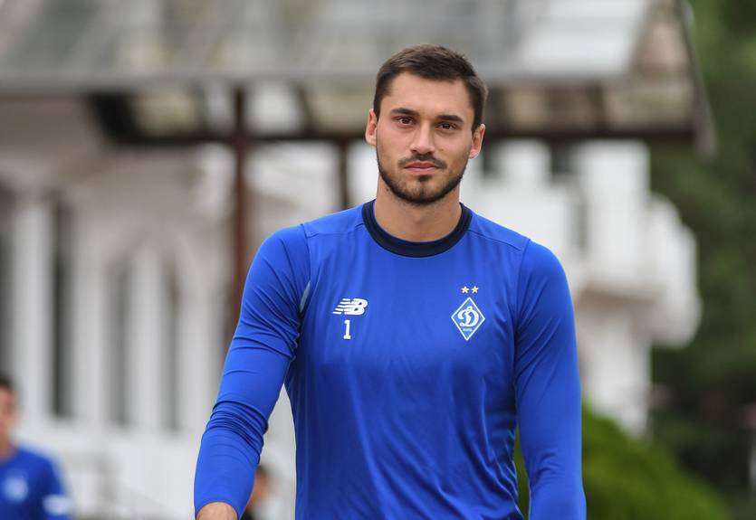 Фенербахче - Динамо: лучшие сейвы Бущана в матче