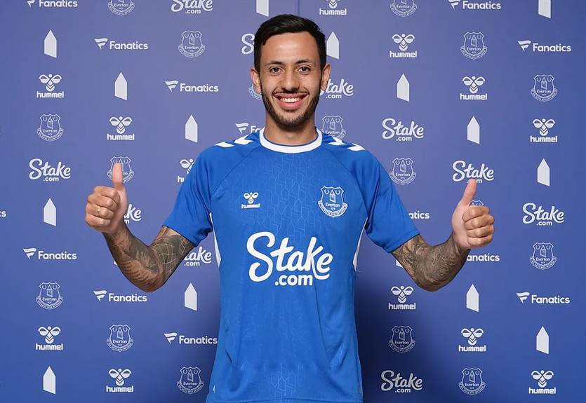 Вінгер Бернлі став одноклубником Миколенка