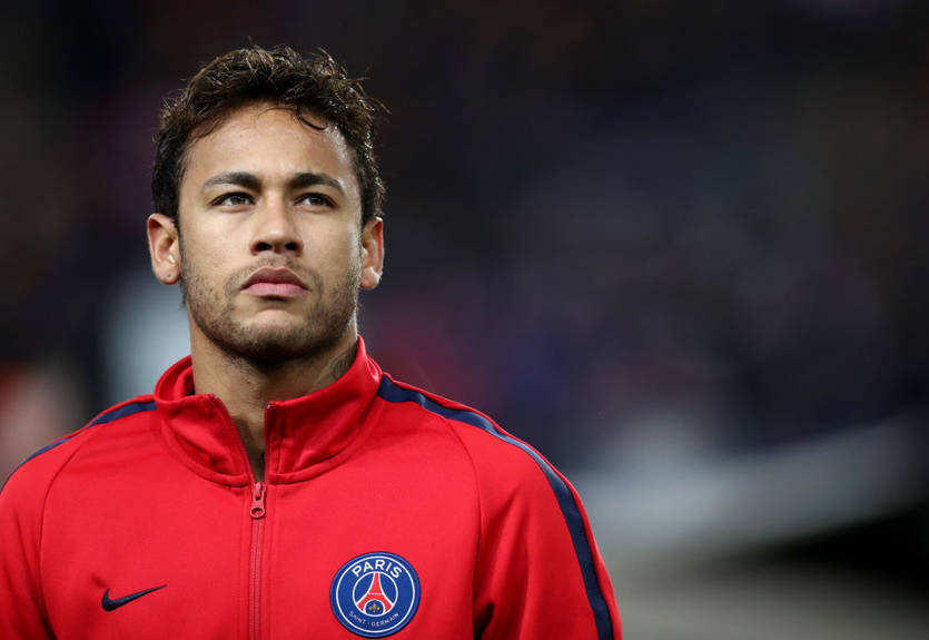 Самолет, несколько спорткаров и два внедорожника: на чем передвигается Неймар вне поля