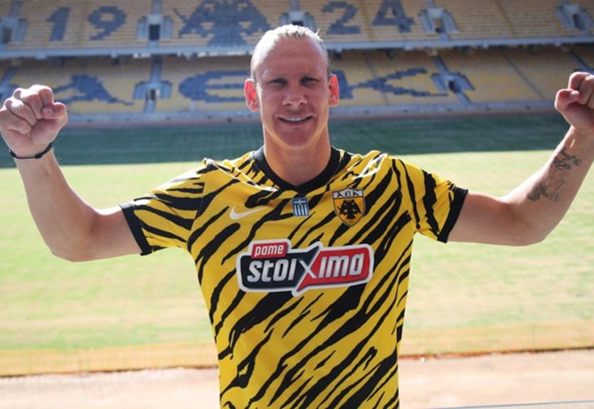 Бывший защитник Динамо перешел в команду из чемпионата Греции