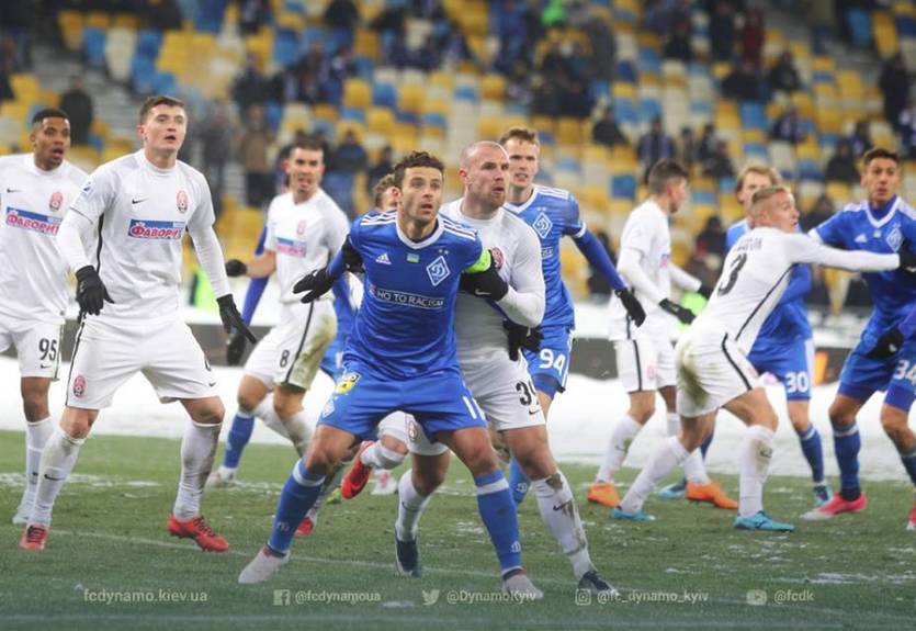 УПЛ: Карпаты обыграла Зирку в матче с тремя удалениями УПЛ: Карпаты обыграла Зирку в матче с тремя удалениями