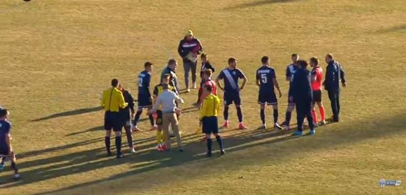 кадр из видео